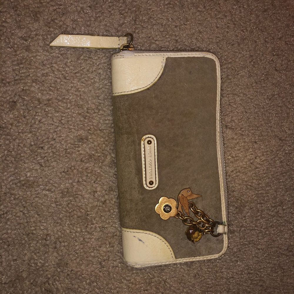 Juicy Couture Full Length Wallet